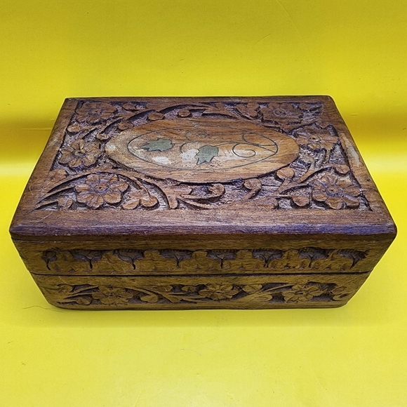 VIntage Hand Carved Wooden Floral Jewelry Box Made In India 5.75x3.75"